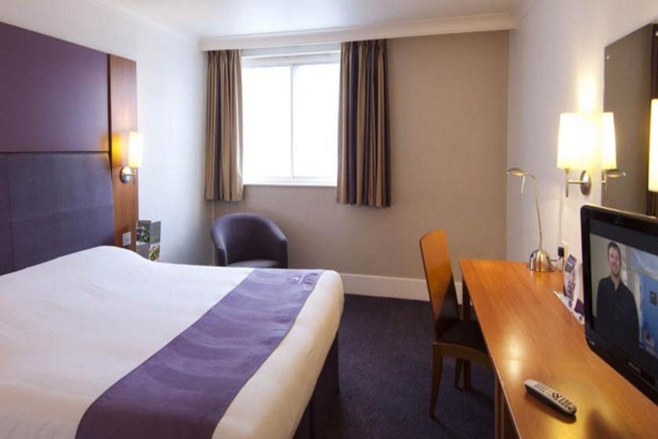 Premier Inn Premier Inn Stockport Central 외부 사진