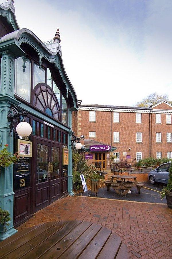 Premier Inn Premier Inn Stockport Central 외부 사진