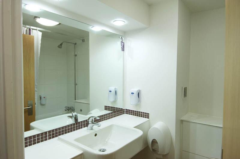 Premier Inn Premier Inn Stockport Central 외부 사진